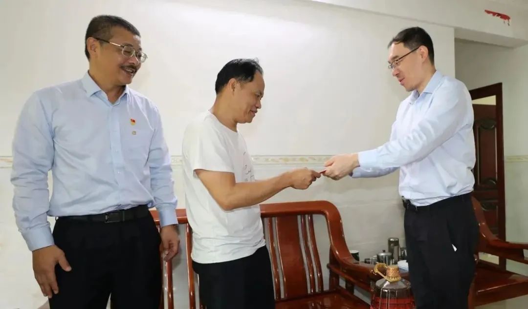 MILE·米乐（集团）官方网站-HOME
MILE·米乐（集团）官方网站-HOME开展新春慰问“送温暖”活动5.jpg
